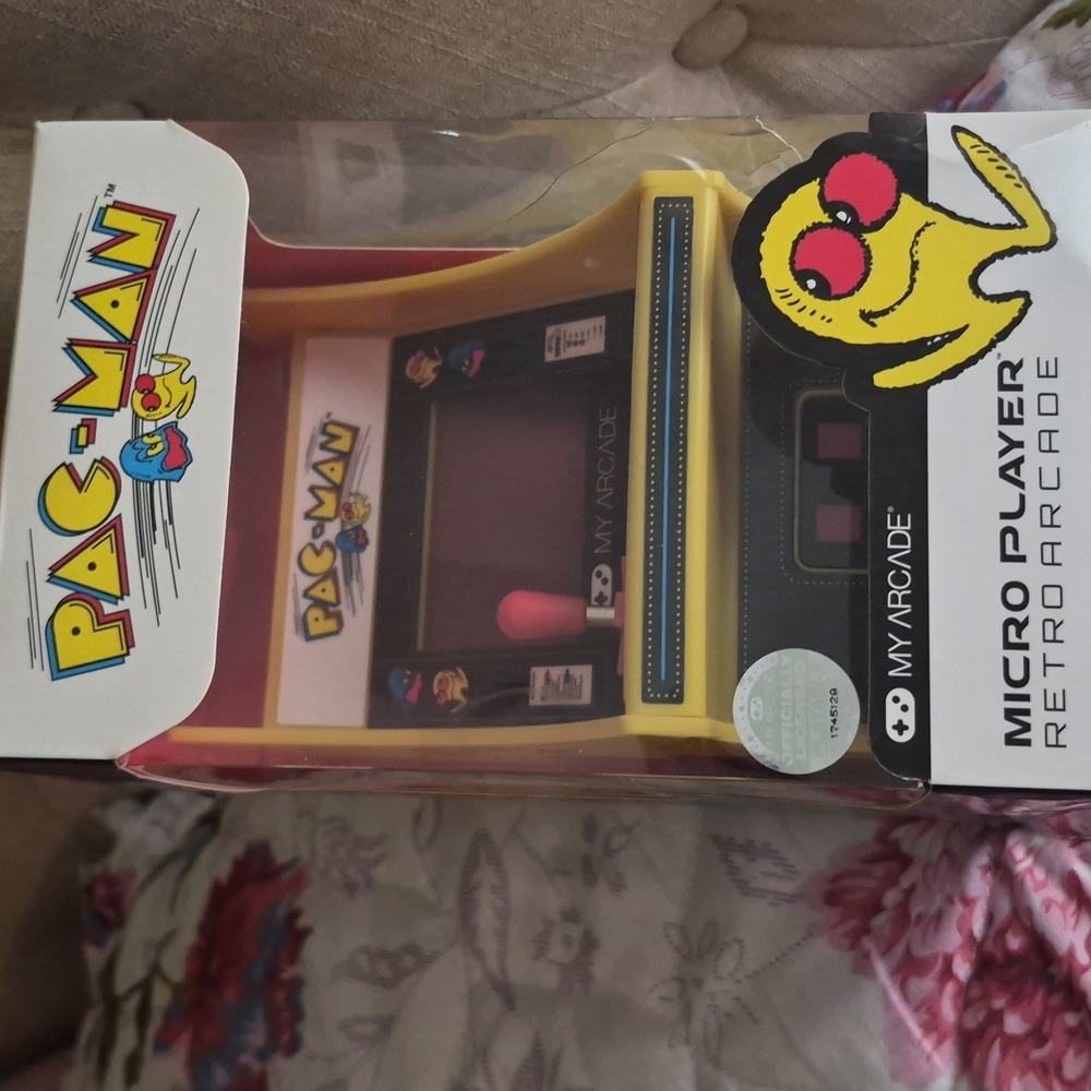 My Arcade Pac-Man Micro Player Pro 6.75" Mini Arcade Machine New